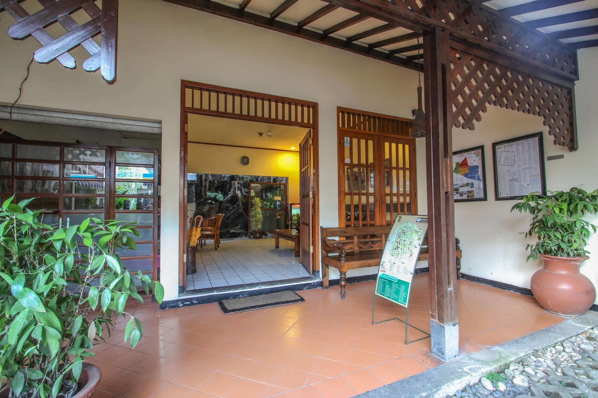 Delta Homestay Yogyakarta Eksteriør bilde